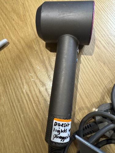 Dyson supersonic hd01 - dyson,