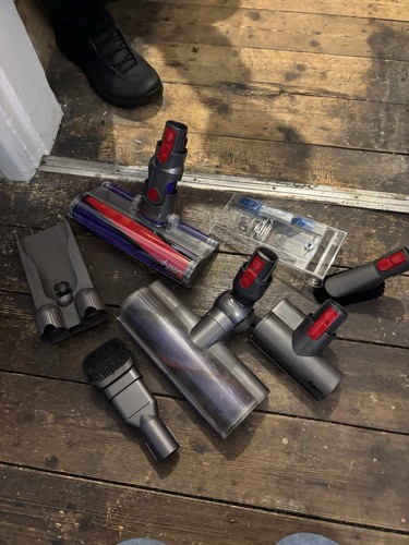 Bundle dyson attachment - dyson,