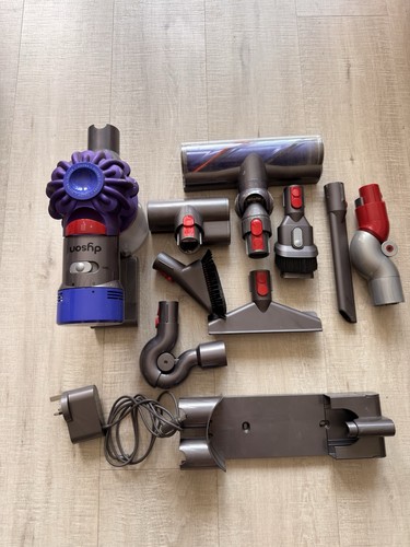 Dyson parts only not - v7,