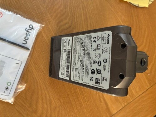 Genuine dyson sv27 battery - genuine,